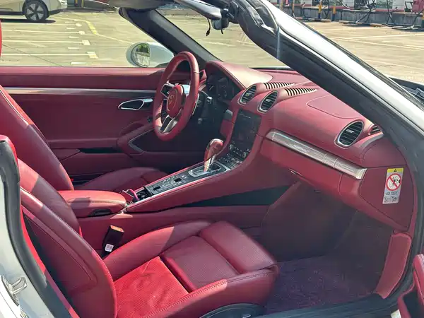 Porsche 718 2017