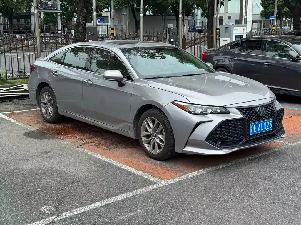 Toyota Avalon 2021