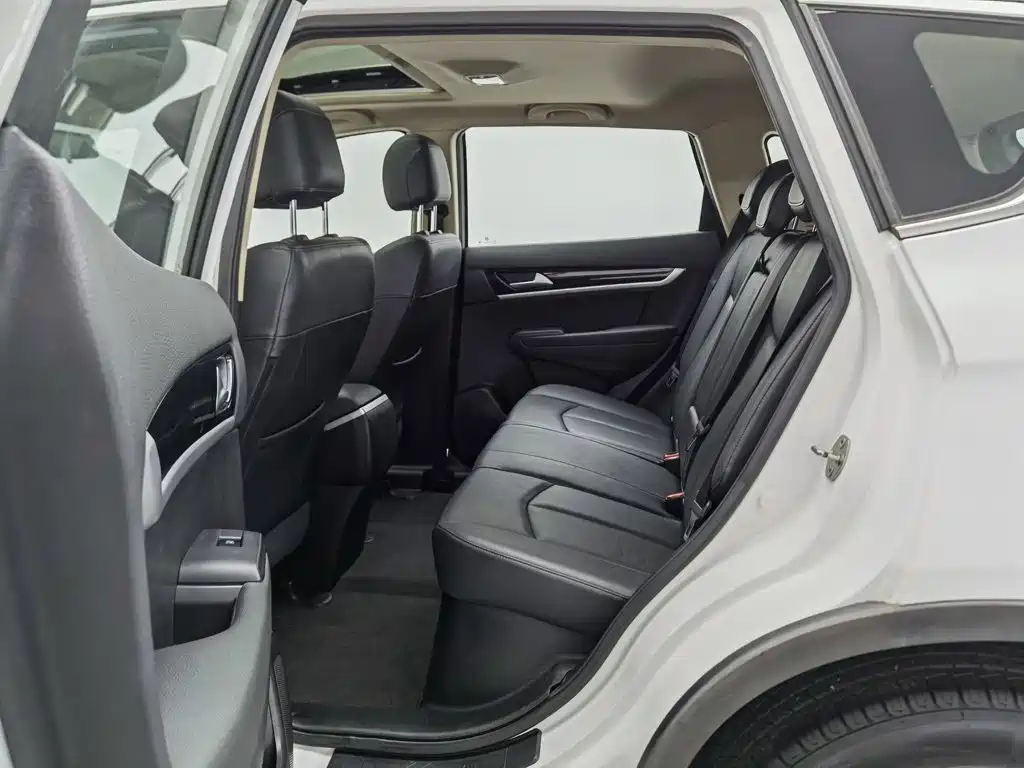 Dongfeng Fengshen AX7 2015 — фото 15