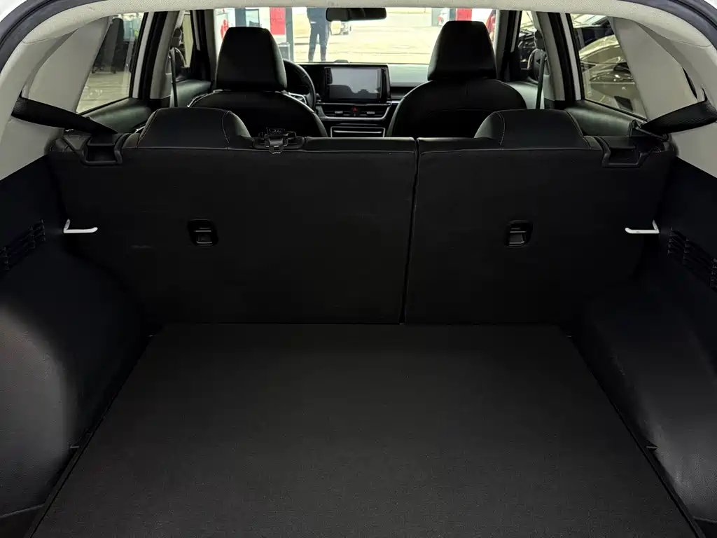 Kia KX3 2023 — фото 17
