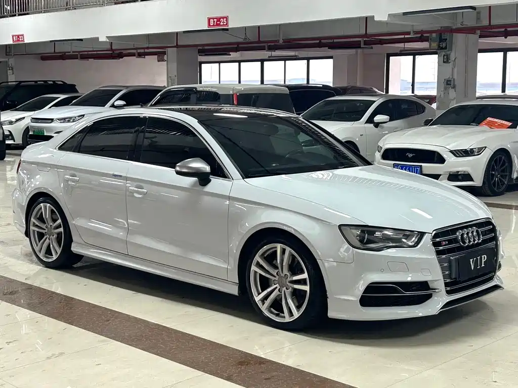 Audi S3 2015 — фото 3