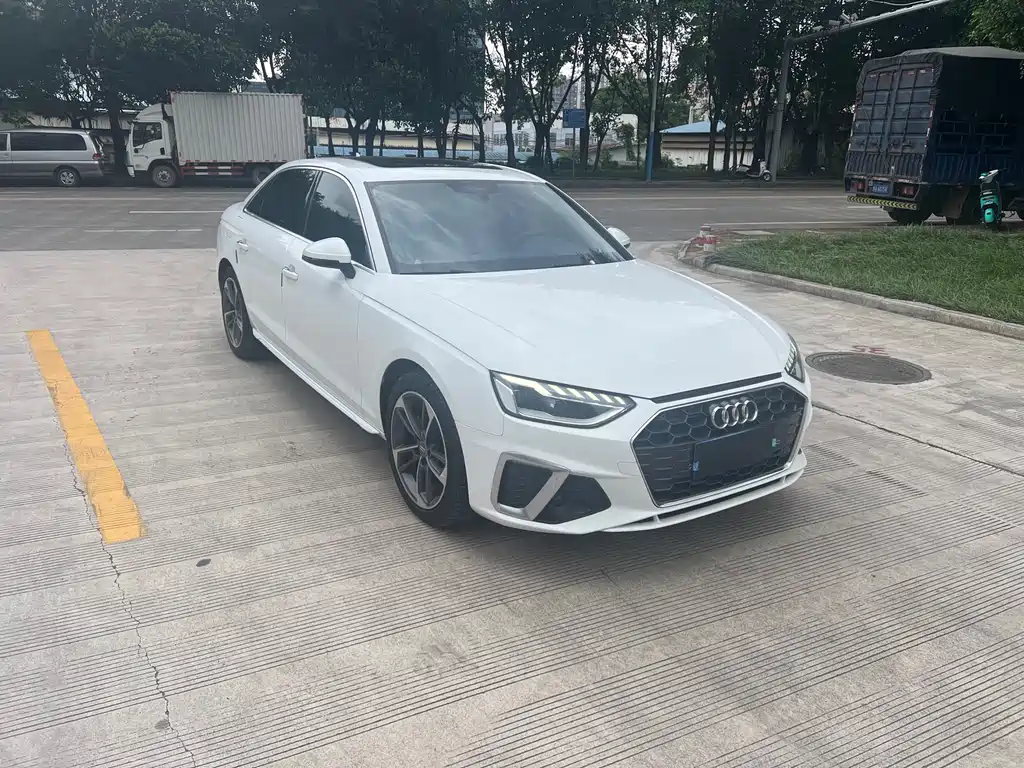 Audi A4L 2020