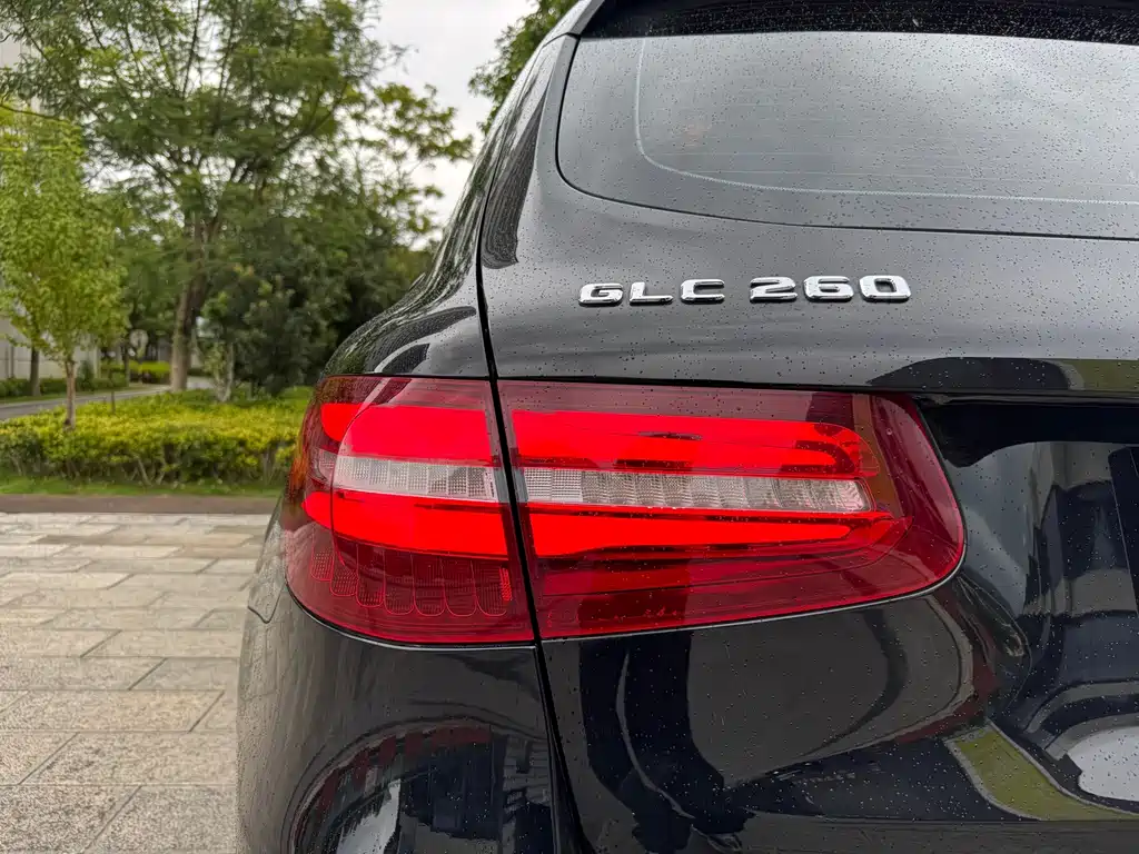 Mercedes-Benz GLC 2018 — фото 27