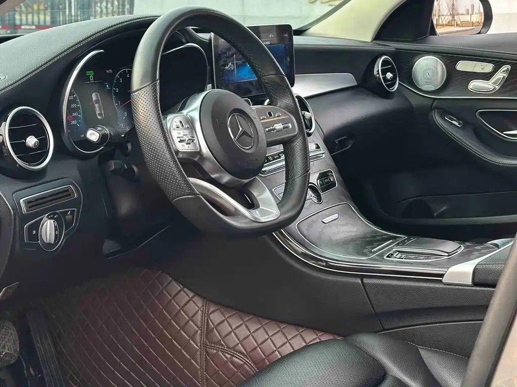 Mercedes-Benz C-Class 2020 — фото 5