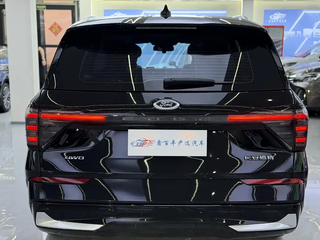 Ford Edge 2025 — фото 10