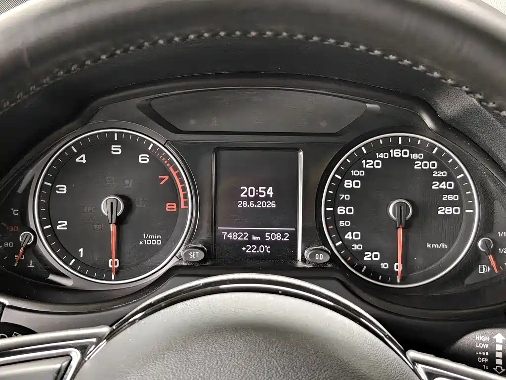 Audi Q5 2015 — фото 14