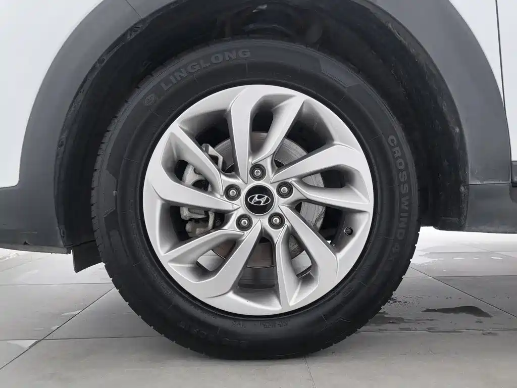 Hyundai Tucson 2018 — фото 17