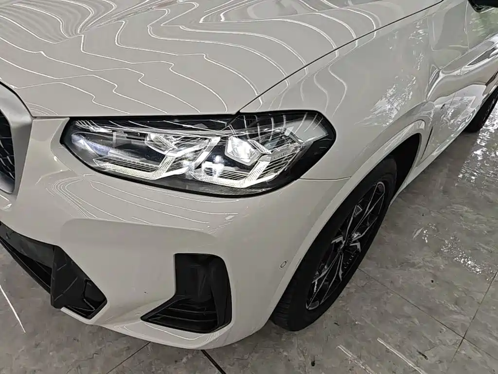 BMW X4 2022 — фото 24