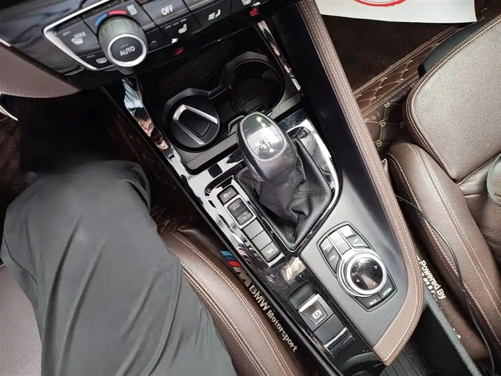 BMW X1 2018 — фото 14