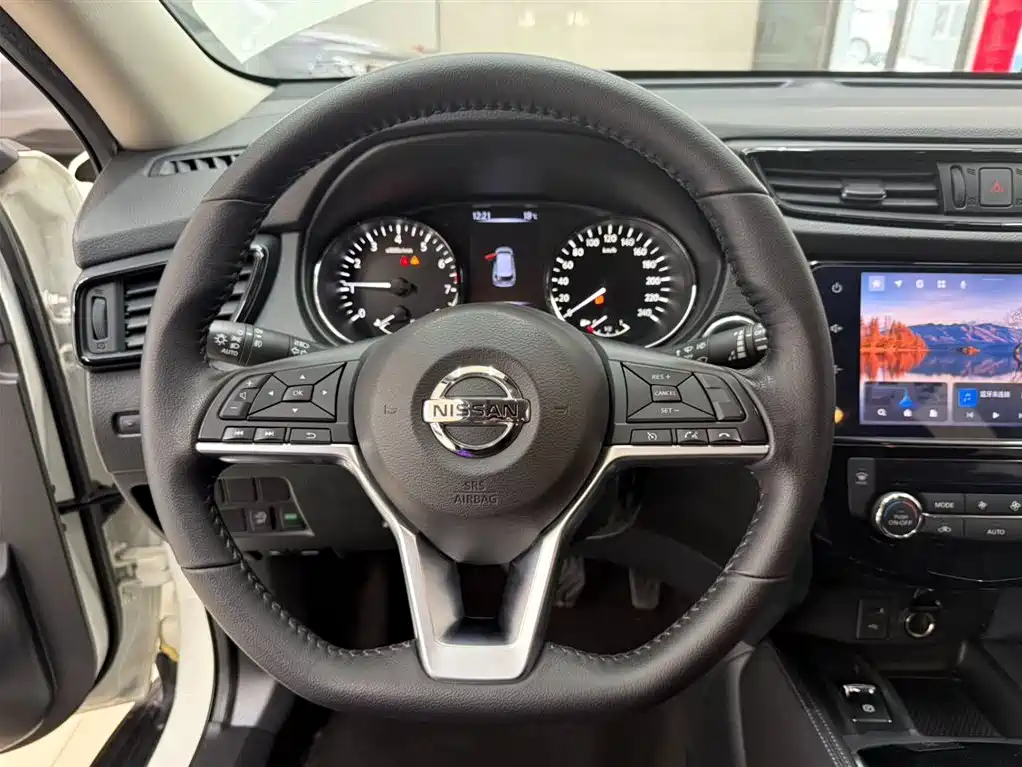 Nissan X-Trail 2023 — фото 11