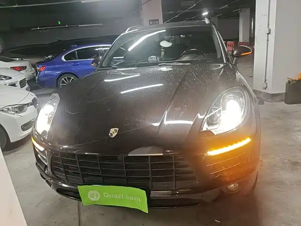 Porsche Macan 2016