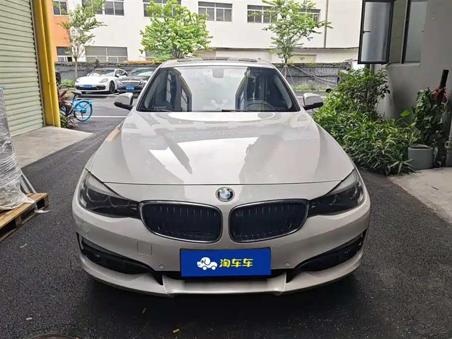 BMW 3 Series GT 2017