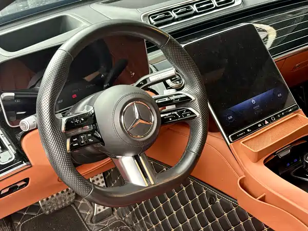 Mercedes-Benz S-Class 2023