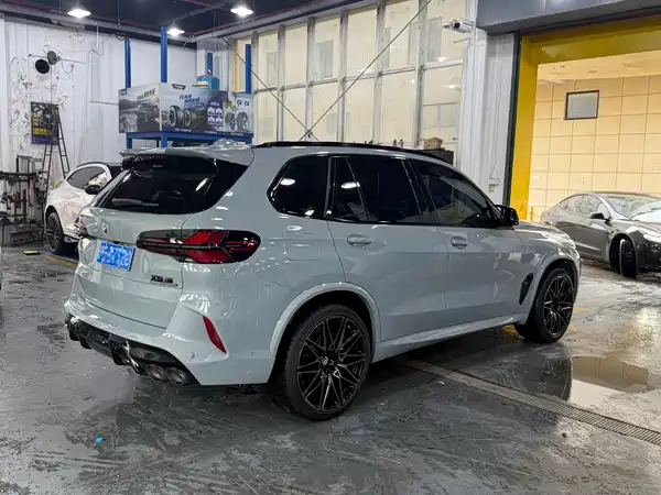 BMW X5 M 2023