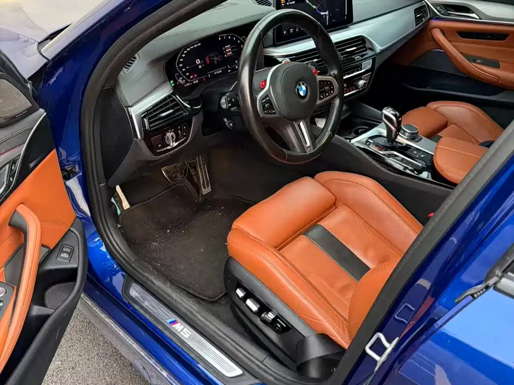 BMW M5 2021 — фото 9