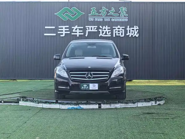 Mercedes-Benz R-Class 2011