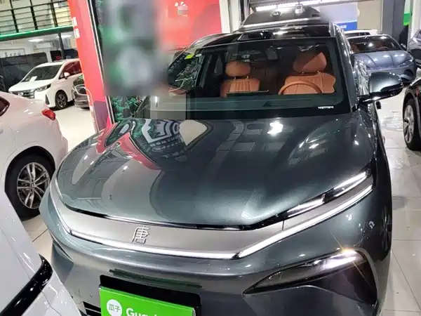 BYD Tang L 2025