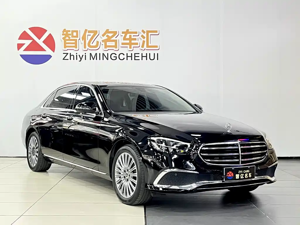 Mercedes-Benz E-Class 2023 — фото 8
