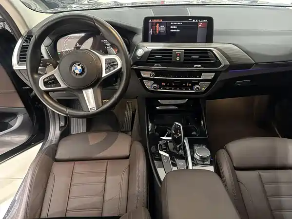 BMW X3 2021