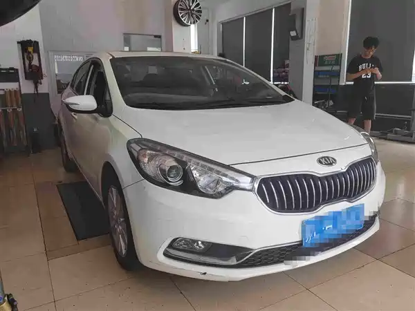 Kia K3 2013