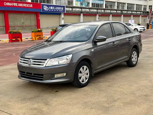 Volkswagen Santana 2013