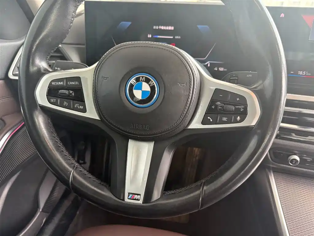 BMW i3 2022 — фото 16