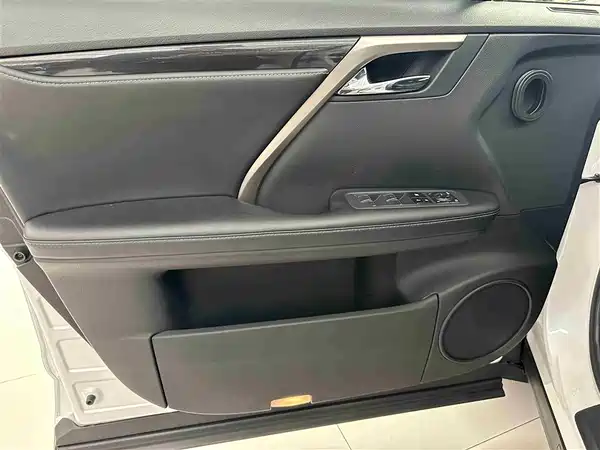 Lexus RX 2020