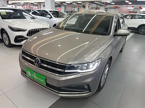 Volkswagen Bora 2021