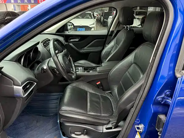 Jaguar F-PACE 2018