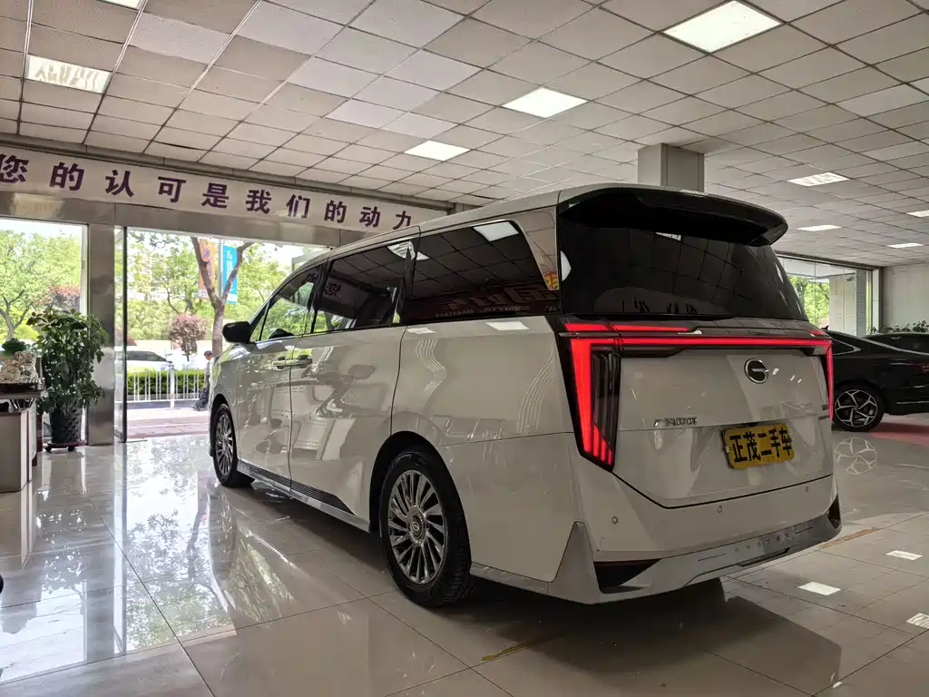 GAC Motor Trumpchi M8 2023 — фото 5