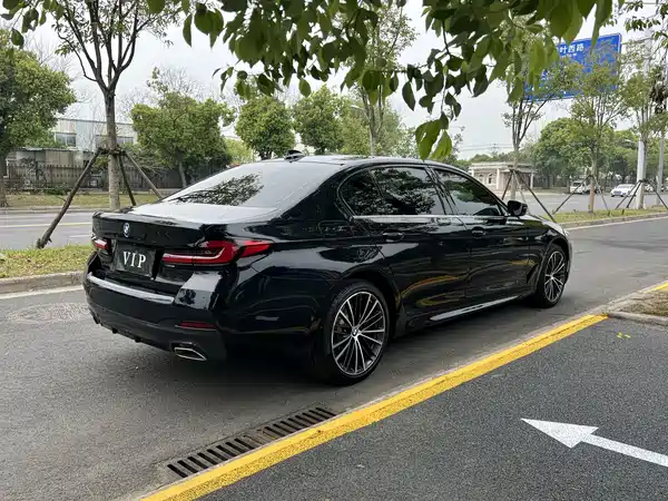 BMW 5 Series 2023