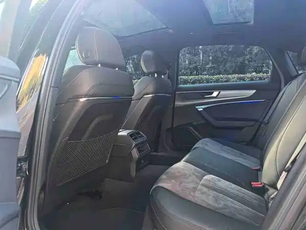 Audi A6L 2020