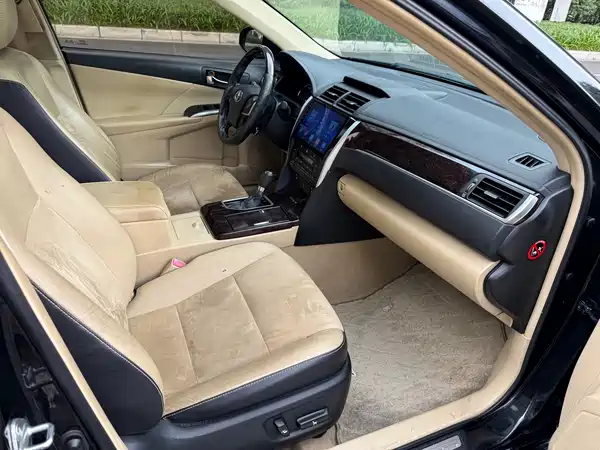 Toyota Camry 2017
