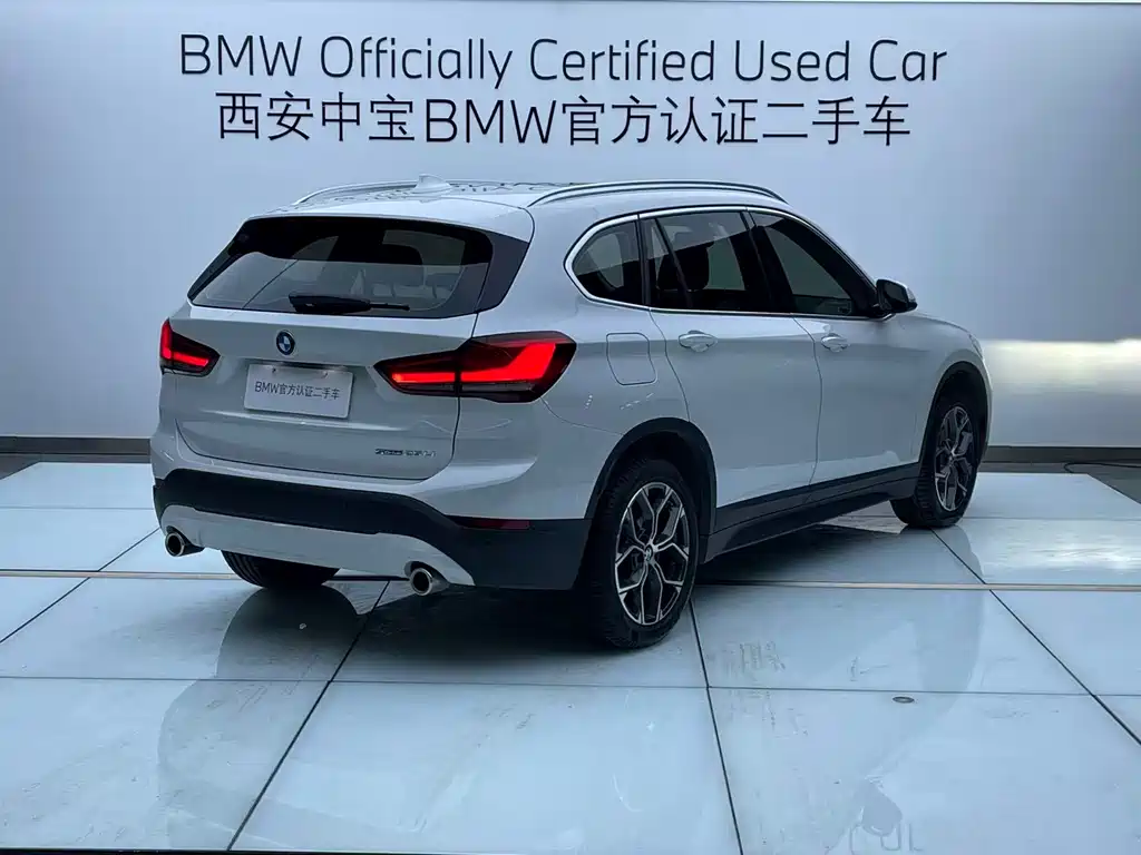 BMW X1 2022 — фото 5