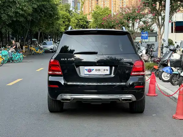 Mercedes-Benz GLK-Class 2015