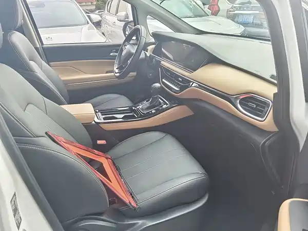 GAC Trumpchi M6 2023