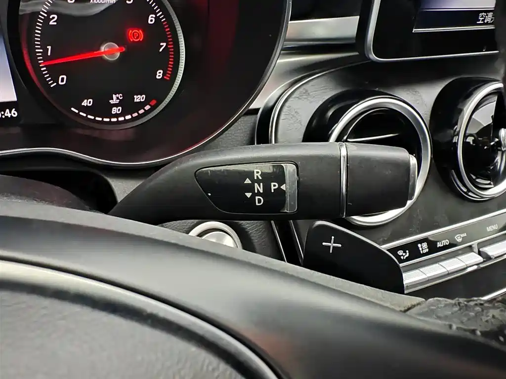 Mercedes-Benz C-Class 2018 — фото 13