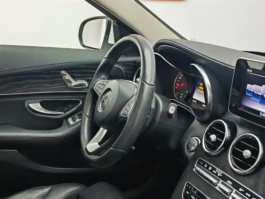Mercedes-Benz C-Class 2018 — фото 22
