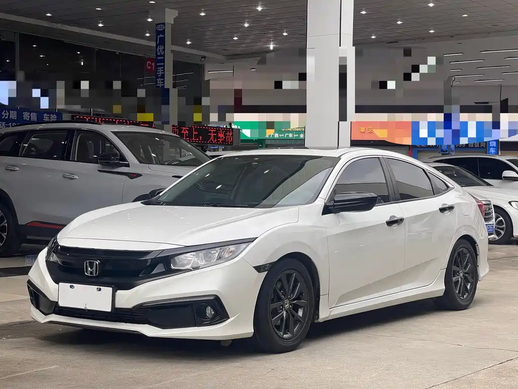 Honda Civic 2021 — фото 1