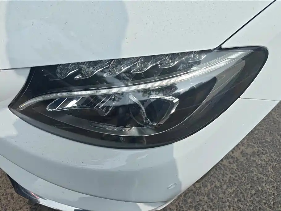 Mercedes-Benz C-Class 2016