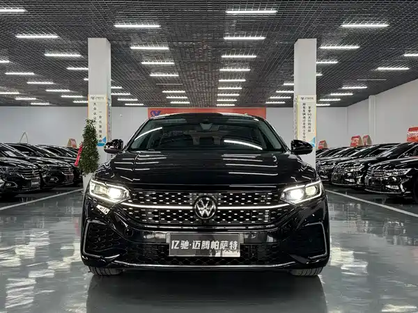 Volkswagen Passat 2022