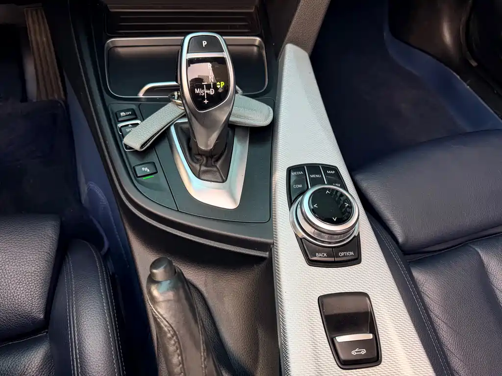 BMW 4 Series 2018 — фото 15