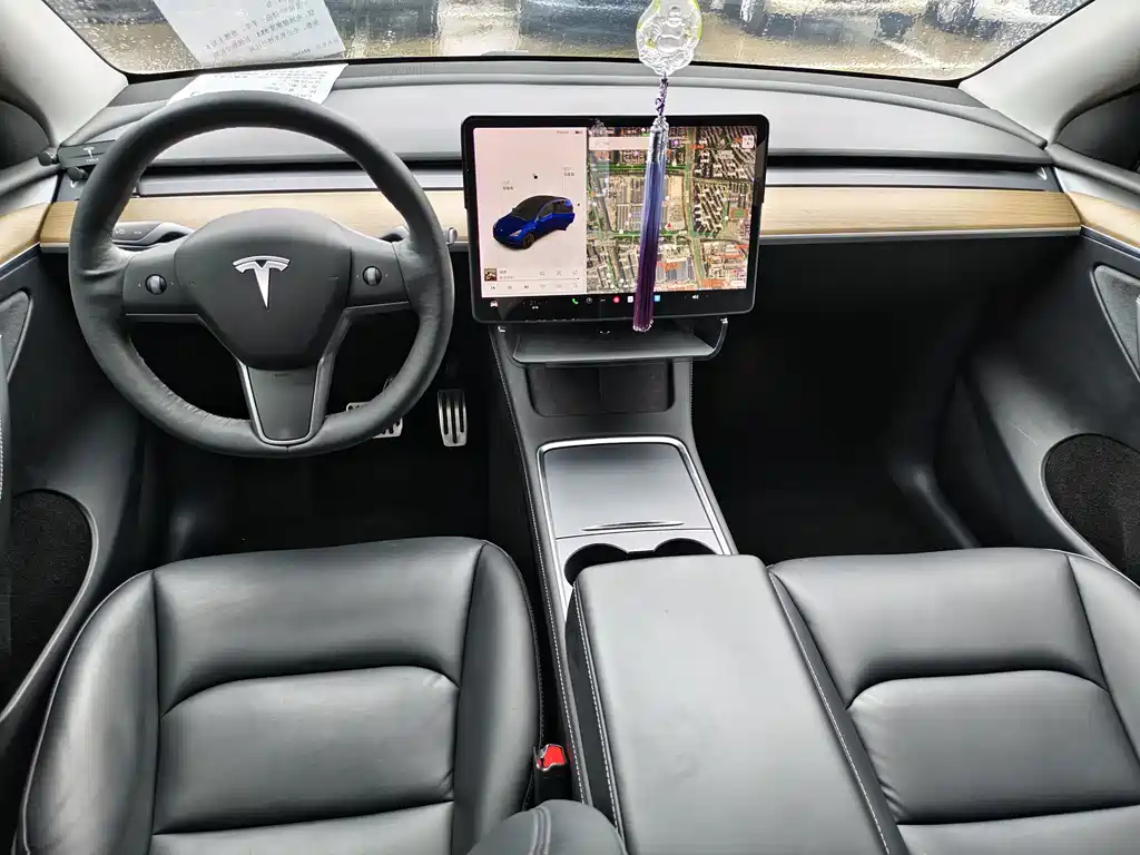 Tesla Model Y 2021 — фото 10