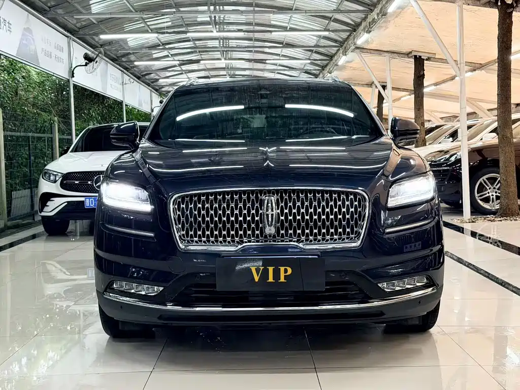 Lincoln Nautilus 2022