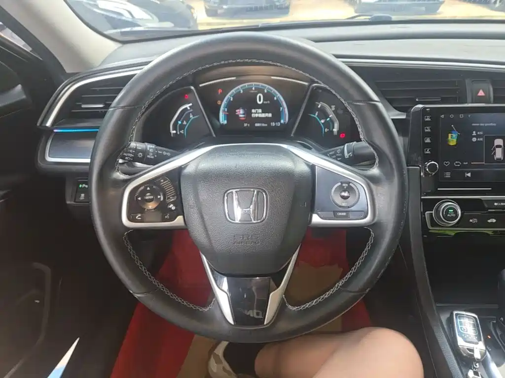 Honda Civic 2019 — фото 11
