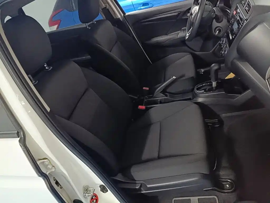 Honda Fit 2016 — фото 25
