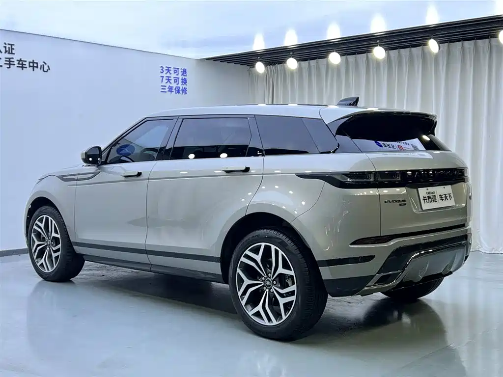 Land Rover Evoque 2024 — фото 5