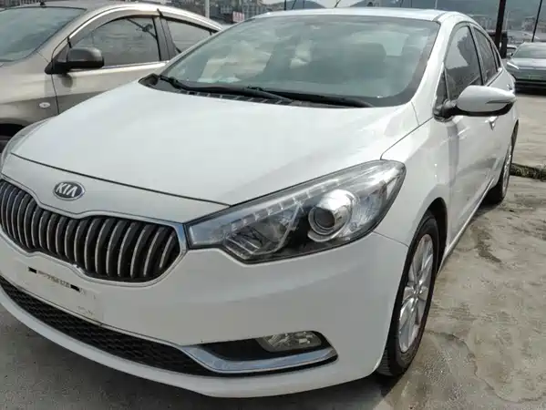 Kia K3 2015
