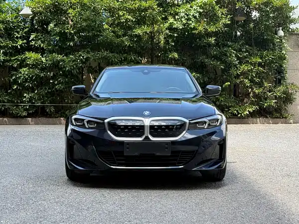 BMW i3 2022