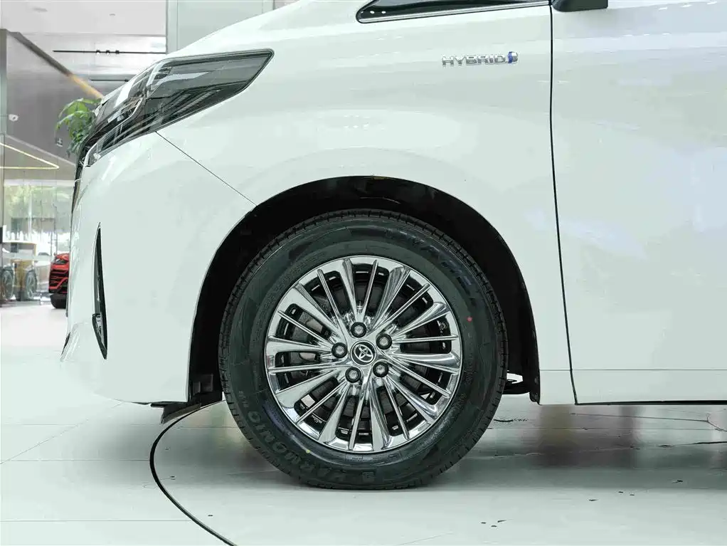 Toyota Alphard 2022 — фото 21